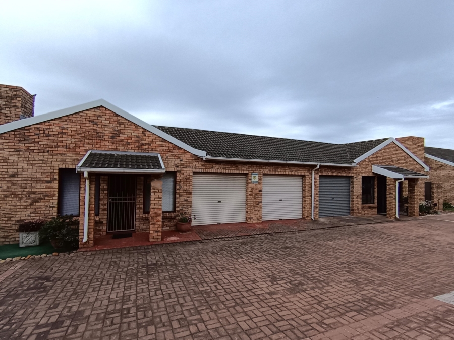 3 Bedroom Property for Sale in Jeffreys Bay Central Eastern Cape